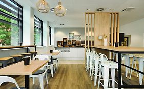 Super 8 By Wyndham Koblenz